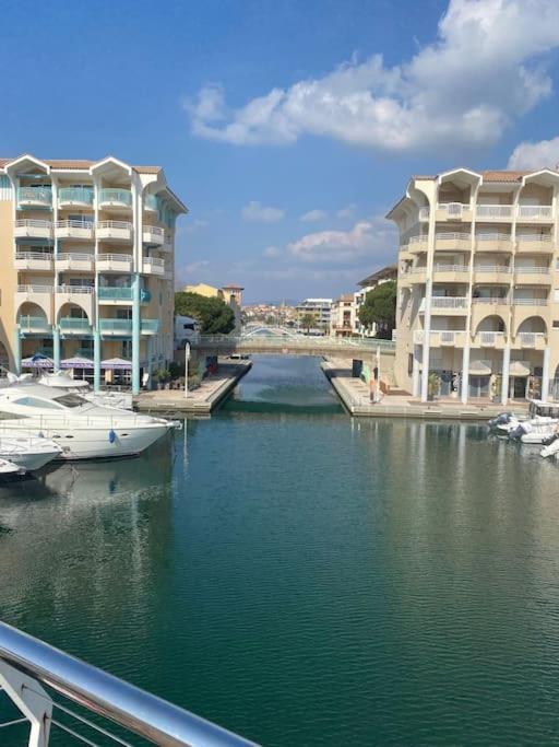Apartment Appt 2 Pieces Port - Mega Terrasse + Garage Frejus