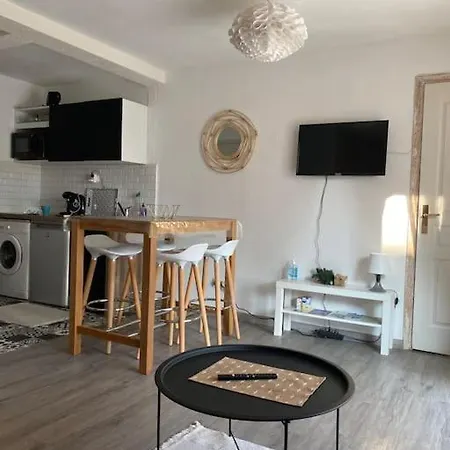Appt 2 Pieces Port Frejus - Mega Terrasse + Garage Apartment Exterior photo