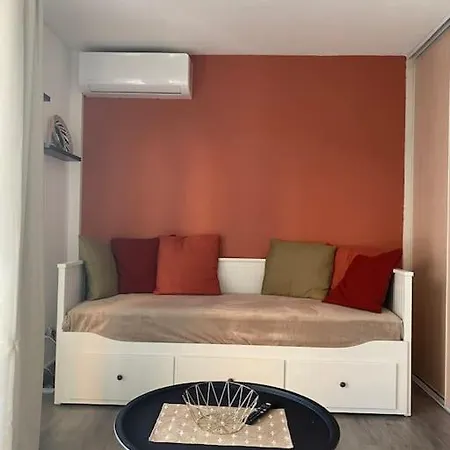 Appt 2 Pieces Port Frejus - Mega Terrasse + Garage Apartment Exterior photo